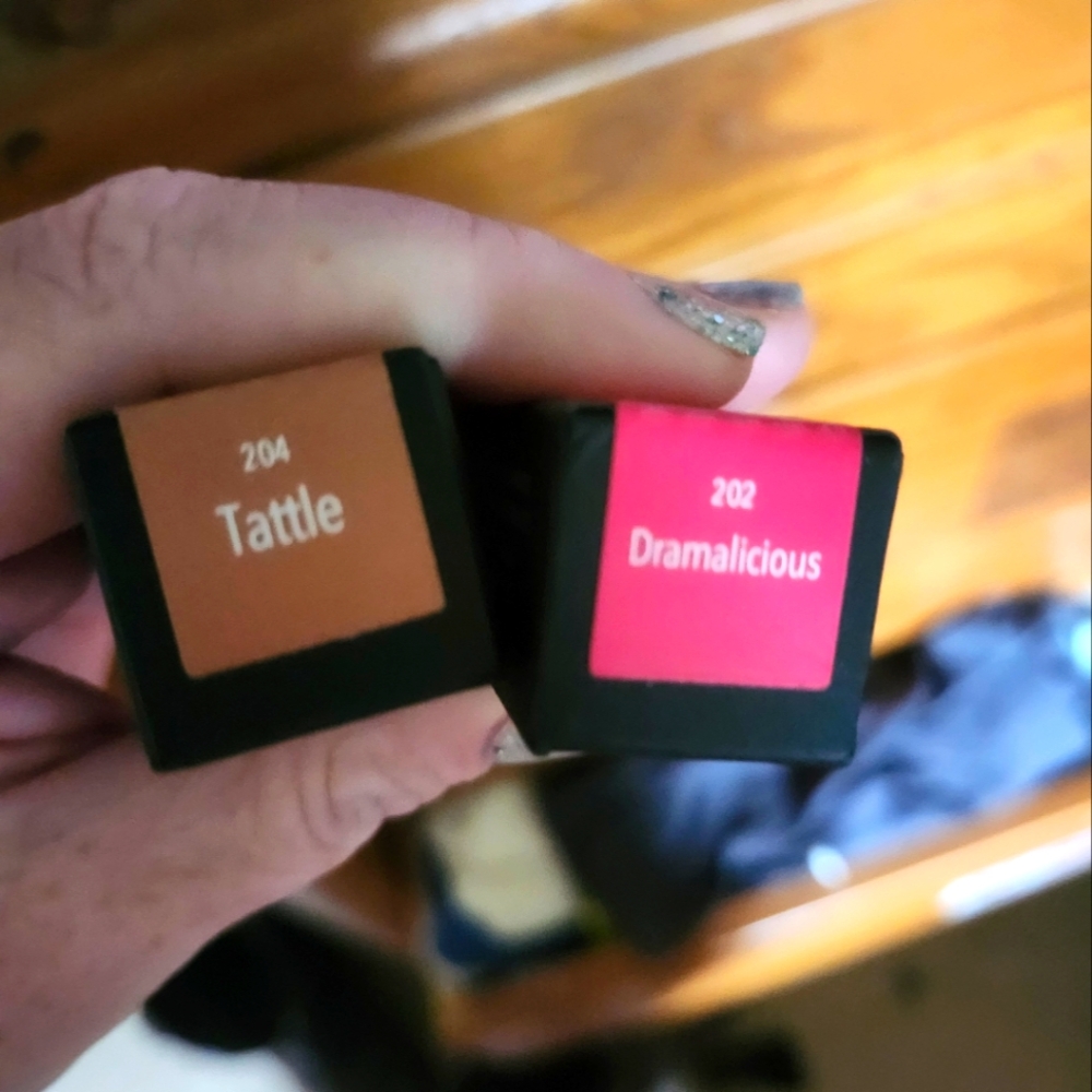 Tattle and Dramalicious Lipstick Duo